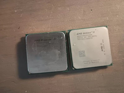 Lot of 2 old AMD CPUs - Image 1 of 2