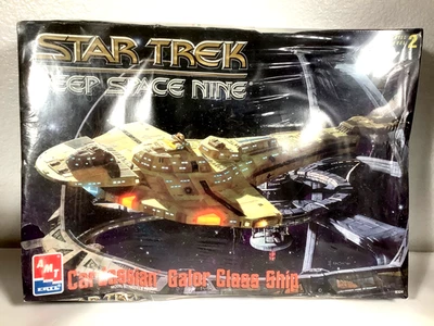 Star Trek Deep Space Nine Cardassian Galor Class Ship Model Kit AMT ERTL Sealed - Image 1 of 4