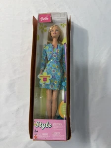 *B Barbie Style JCPenney Exclusive Doll C6850 2003 New! DAMAGED BOX - Picture 1 of 5