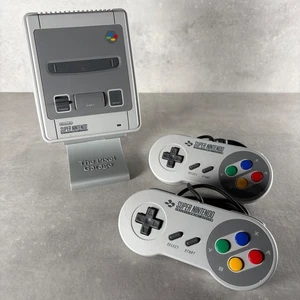 SUPER NINTENDO CLASSIC MINI SNES CONSOLE Grigio - Foto 1 di 6