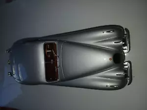 Vintage Diecast 1949 Jaguar XK120 Toy Car By Signature Almost 10" long - Picture 1 of 7