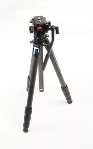 Trípode de viaje Sirui ST124 VA-5 fibra de carbono 62,2 pulgadas con cabezal de video fluido - Imagen 1 de 4