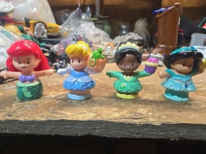Fisher Price Little People Disney Princess Tiana, Cinderella, Ariel & Jasmine  - Picture 1 of 21