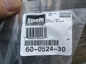 NEW STEELE RUBER PRODUCTS 1962-1965 CHEVY REAR GRAVEL SHIELD/BODY BUMPER SEAL - Bild 1 von 2