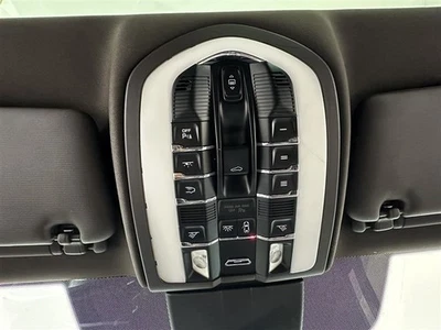 Console teto frontal compatível com 11-18 Porsche Cayenne 2673651 - Imagem 1 de 4