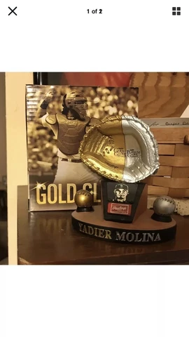 Yadier Molina St Louis Cardinals Gold Glove Sga 5/25/13 Cover