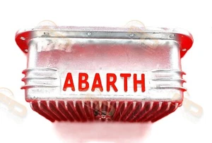 COPPA OLIO ABARTH 595 CON SCRITTA ROSSA E TAPPO 3,5 LITRI PER FIAT 500/126 EPOCA - Foto 1 di 5