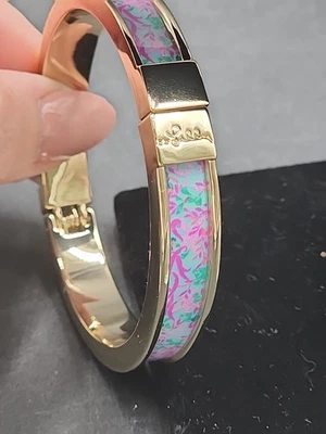Lilly Pulitzer Enamel Hinge Bangle Bracelet 7"      1117-11 - Image 1 of 3
