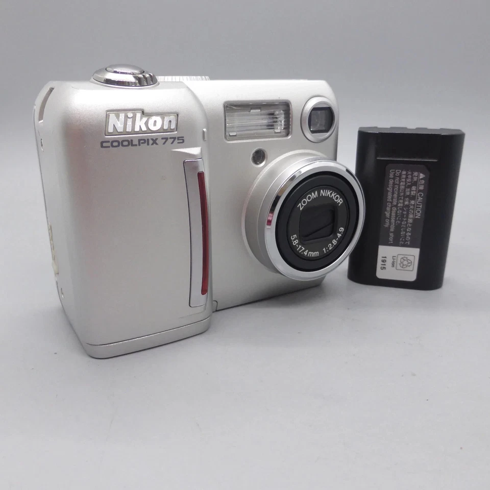 Nikon Digital Camera Coolpix 775 2.1MP Silver Tested - Image 1 of 1