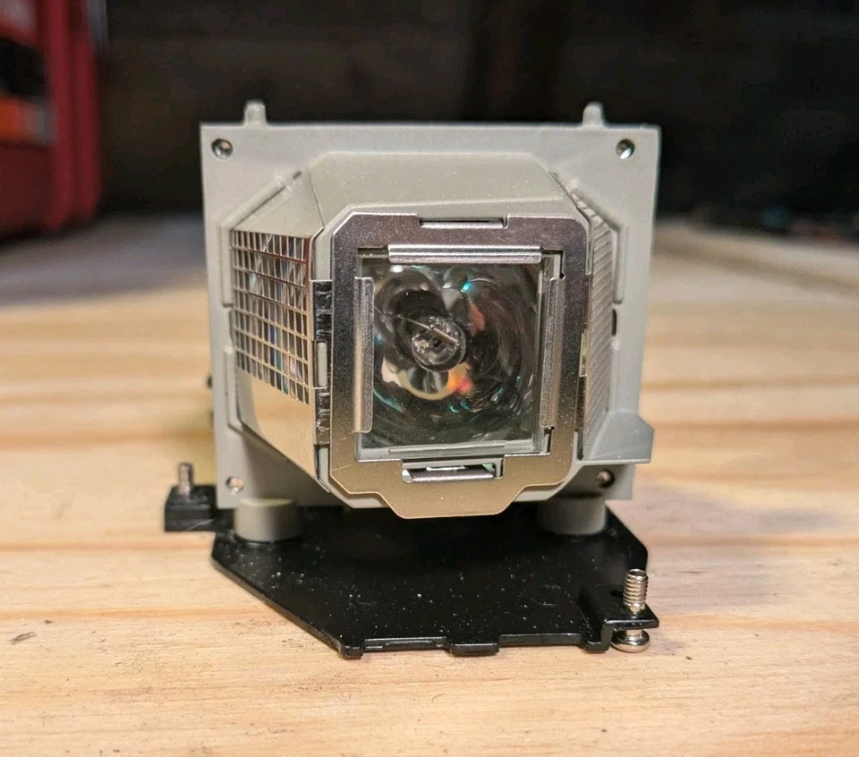 OSRAM P-VIP E17.6 200/1.0 RWG HG (Read) - Image 1 of 4