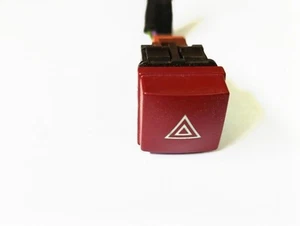 Peugeot 207 2006 Switch Hazard Indicator 96472122 UST122411 - Picture 1 of 3