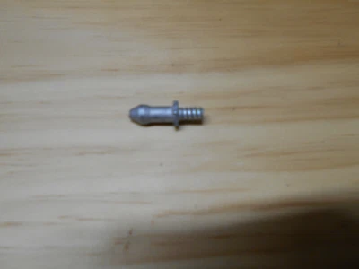 03-04 Kia Optima - Magentis Luz Baja Exterior Trasera Faro Perno - Guía - Pin Foto 1 de 2