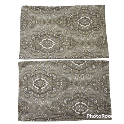 Dos (2) fundas de almohada estándar Ralph Lauren Colchester medallón cachemir marrón Foto 1 de 4