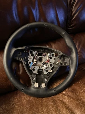 BMW M5 2012-2014 4,4 L - 3 radios volante deportivo cuero 3233784 Foto 1 de 4