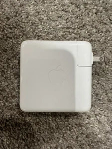 Apple A2166 96W USB-C Power Adapter White OEM Works Great - Picture 1 of 3