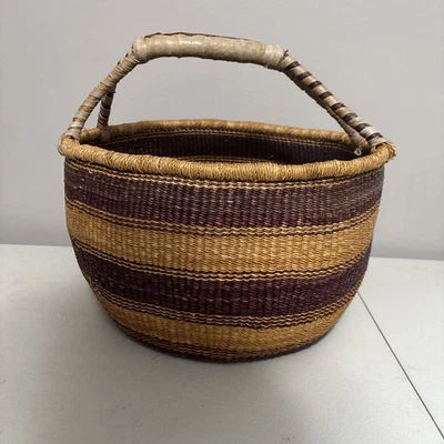 GRAN cesta de mercado Bolga hecha en África - colores púrpura tostado Foto 1 de 4