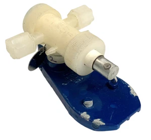 Fluid Metering Inc Q410-2 Carrier For Q Pump Heads - Picture 1 of 2