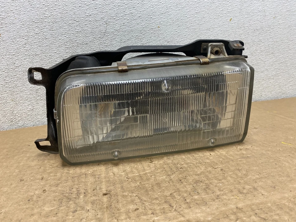 Faro lateral izquierdo Toyota Corolla FX 1987 OEM O5898 DG Foto 1 de 4