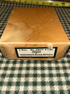 Halbe Schachtel Stanley Nummer 1017 1-1/2" Instrumentenschraubendreher neu @ auf Karton - Bild 1 von 9