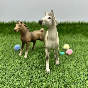 Vintage Ucagco Ceramics Japan Horses Figurines Figures Set of (3) - Picture 1 of 16
