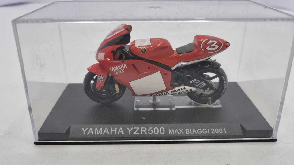 EDIM873 Yamaha YZR 500 Max Biaggi 2001 1/24 teca rotta  - Immagine 1 di 1
