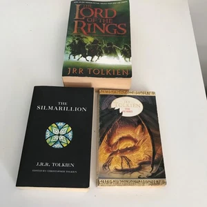 J.R.R. Tolkien Lot: The Hobbit + Lord of the Rings Trilogy + The Silmarillion - Picture 1 of 9