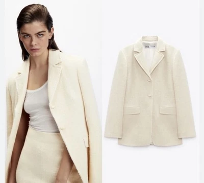 Blazer Zara ECRU Tweed ALGODÓN TEXTURIZADO CON Texturizado Mujer con Fondo Peal Foto 1 de 4