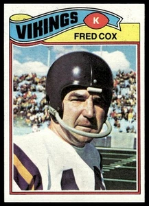 1977 Topps #46 Fred Cox Minnesota Vikings Near Mint - Picture 1 of 2