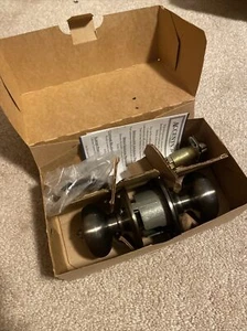 Schlage F51A PLY 620 Knob Keyed Entry Lock - Satin Chrome NEW - Picture 1 of 5