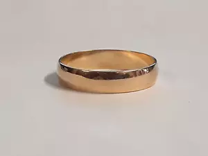 (RI4) 14k Yellow Gold Plain Wedding Band (1.7 Grams) Size 6 - Picture 1 of 5