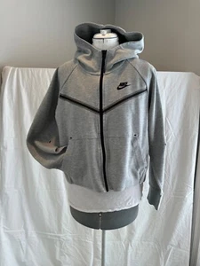 Women's Nike Grey W/ Black trim Full Zip Hoodie Jacket RN#56323 CA#05553 Size M - Picture 1 of 5