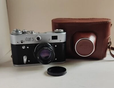 Câmera Vintage FED-3 35mm 1970-80 com Lente JUPITER 8 USSR - Imagem 1 de 4