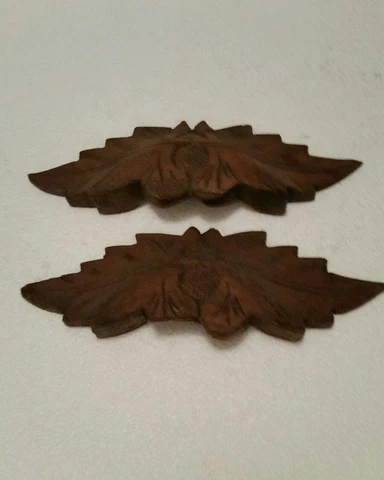 PAIR LARGE ANTIQUE VICTORIAN SOLID WALNUT CARVED DRAWER PULLS HANDLES (25BG) Cover