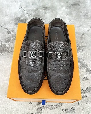 Mocassim masculino autêntico Louis Vuitton mohair/crocodilo EUA 11,5 EU44,5 LV/Reino Unido 10,5 - Imagem 1 de 4