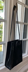 Schöne Tasche Furla, glänzend, marineblau, Leder - Bild 1 von 7