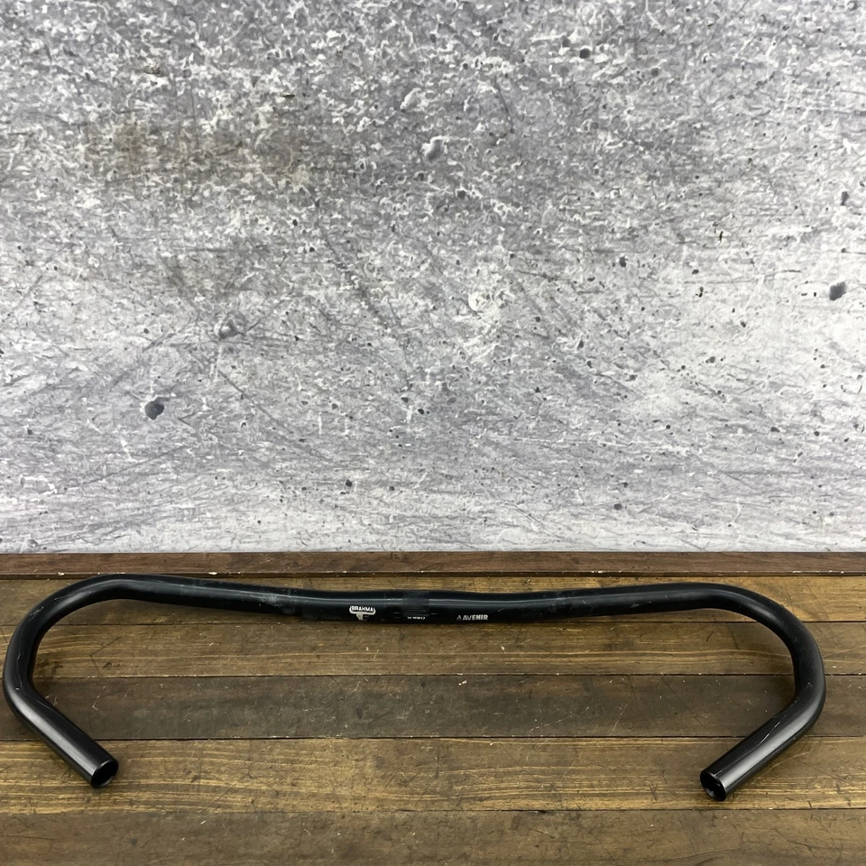 Manillar Avenir Brahma Drop 560 mm W580 años 90 MTB aleación de montaña bicicleta de carretera barra Foto 1 de 4