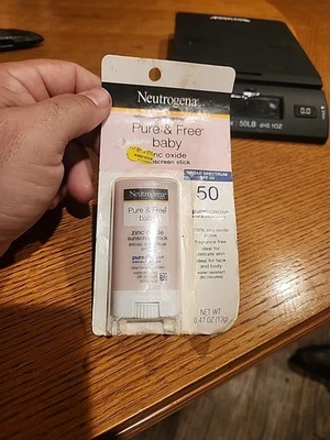 Nuevo Neutrogena Pure & Free Baby Óxido de Zinc Protector Solar Barra Amplio Espectro FPS 50 Foto 1 de 2