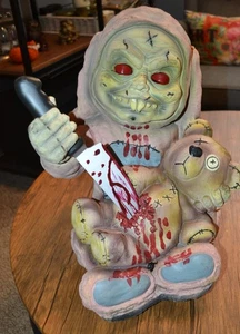 Spirit Halloween "Stubby" bebé zombi no funciona - Imagen 1 de 15