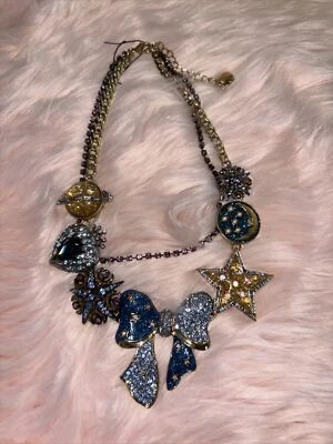 Collar Betsey Johnson, Heavens to Betsey Moon Star Saturno y Arco Foto 1 de 3