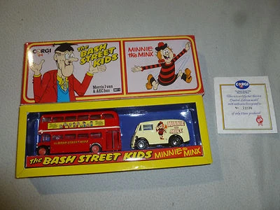 NEW CORGI THE BASH STREET KIDS MINNIE MINX MORRIS J VAN & AEC BUS 1990 MATTEL LE - Image 1 of 4