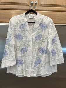 ALFRED DUNNER BLOUSE Texture FRINGE WHITE & TOPSTITCH Flowers GREEN & BLUE Sz 16 - Picture 1 of 8