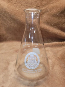 Ultra Rare University of Pittsburgh BST3 Grand Opening 500 ml Beaker - Picture 1 of 10