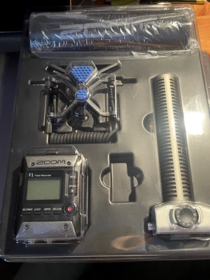 Zoom F1 Field Recorder + Shotgun mic, 2-Channel Audio Recorder, 24-bit / 96 kHz - Image 1 of 2