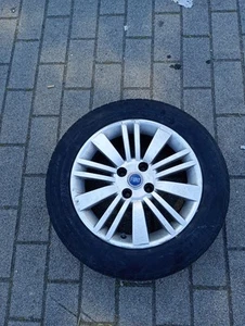 Pirelli 5 Pneumatico Quattro Stagioni 175/65 R15 84H + CERCHIO - Foto 1 di 9