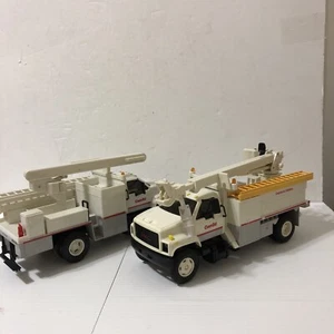 OmEd Set Of 2 Bucket GMC Trucks Bank Employee Edition 1995 1-1 & 1996 2-1 - Picture 1 of 23