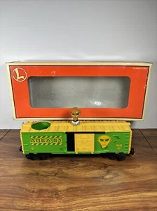 Lionel 6-16793 Area 51 Alien Bobbing Head Animated Boxcar O Gauge Used - Picture 1 of 17