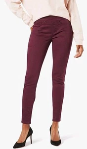Levi's Signature Women's Totally Shaping Pull-on Skunny Jeans Size 6S 28x28 #12 - Picture 1 of 18