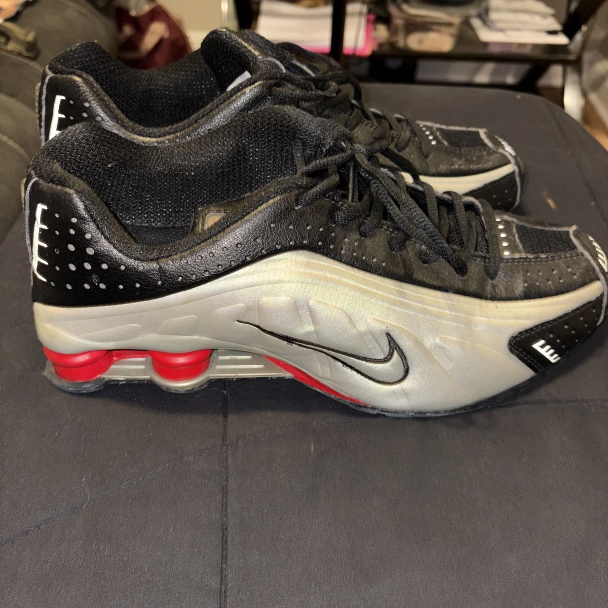 【新品、未使用タグ付】 NIKE SHOX R4 10/15・10/28発売｜Nike Shox R4 