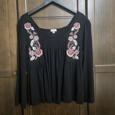 Charming Charlie Peasant Embroidered Bell Sleeve Babydoll Dark Fairy XL - Image 1 of 4