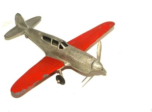 Antique Hubley P40 Fighter Airplane Plane Diecast Red USA 8" Wingspan Metal - Picture 1 of 9